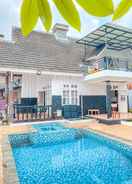 SWIMMING_POOL VILLA SINDANG RESTU VILLA SR 11 PRIVATE POOL