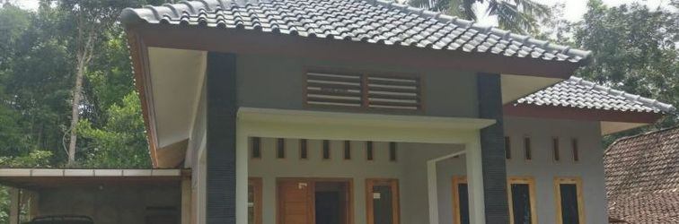 Lobi Elvira Homestay