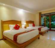 Bedroom 2 Lombok Beach Hotel