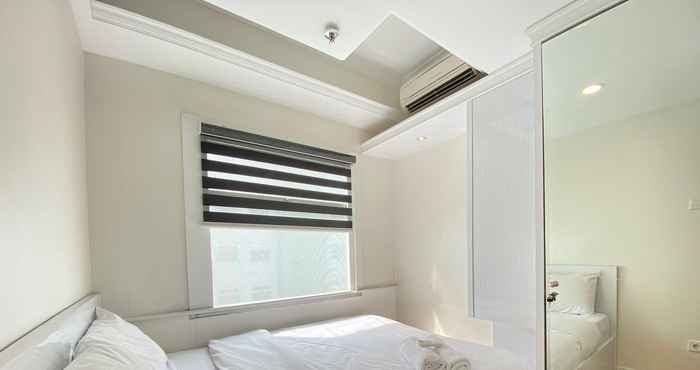 Bedroom Stylish and Deluxe 2BR at Grand Asia Afrika Apartment near Braga City Walk By Travelio