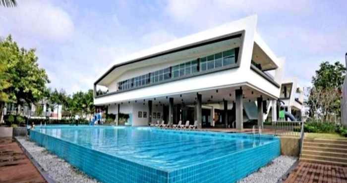 Swimming Pool Johor Desaru Beach Bungalow Villas