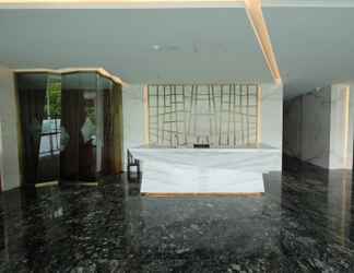 ล็อบบี้ 2 Cozy and Scenic Studio at Menteng Park Apartment By Travelio