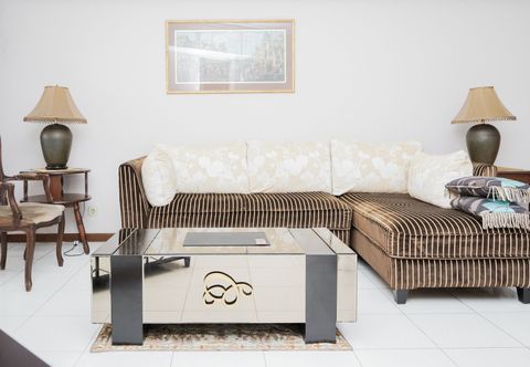 Lobby Premium and Spacious 3BR Apartment with City View Sudirman Tower Condominium By Travelio