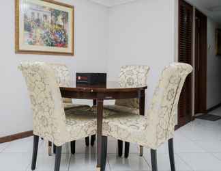 Ruang untuk Umum 2 Premium and Spacious 3BR Apartment with City View Sudirman Tower Condominium By Travelio