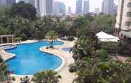 สระว่ายน้ำ 5 Premium and Spacious 3BR Apartment with City View Sudirman Tower Condominium By Travelio