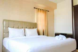 Kamar Tidur 4 Comfy and Tidy 2BR Apartment at Park View Condominium By Travelio