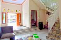 Lobby Kawah Ijen Homestay