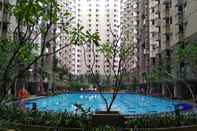 Swimming Pool Minimalist Studio at Gateway Ahmad Yani Cicadas Apartment By Travelio