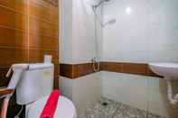 In-room Bathroom Comfortable Studio at Margonda Residence 3 Apartment By Travelio