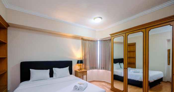 Kamar Tidur Luxury and Chic 3BR Apartment at Sudirman Tower Condominium By Travelio