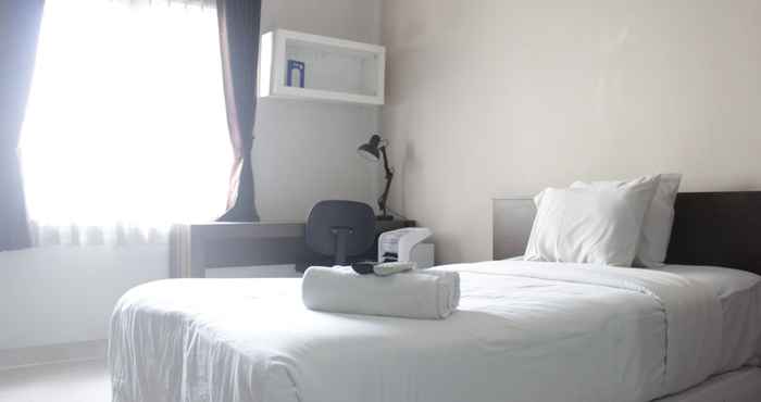 Bedroom Cozy and Tidy Studio at Pinewood Apartment near UNPAD Jatinangor By Travelio