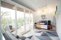 Entertainment Facility White House Villa Batu