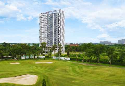 Bangunan Kawana Golf Residence