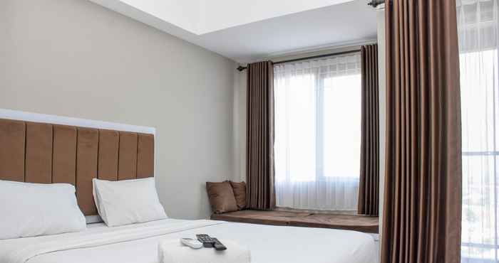 Kamar Tidur Comfort and Simply Studio at Gateway Park Apartment By Travelio