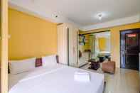 Bilik Tidur Homey and Cozy Studio Apartment at Metropark Condominium Jababeka By Travelio