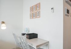 Bilik Tidur 2 Minimalist Studio with City View at West Vista Apartment By Travelio