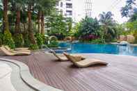 Swimming Pool Best Modern 2BR The Mansion Kemayoran Apartment By Travelio