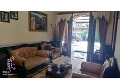 로비 2 Homestay Hanum