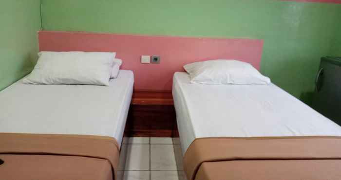 Kamar Tidur Hotel Rajawali Samaindah