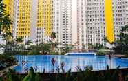 Swimming Pool 5 Simply Good Studio Room at Springlake Summarecon Apartment By Travelio