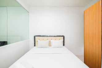 Kamar Tidur 4 Homey and Comfortable Studio at Titanium Square Apartment By Travelio