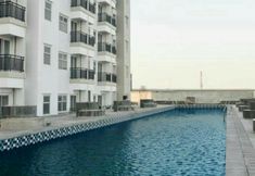 Swimming Pool 3 Apartment Thamrin District Managed by Iora Room