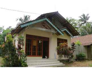 Bên ngoài 2 Suparman Homestay