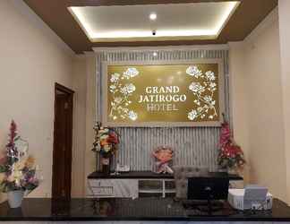 Lobby 2 Grand Jatirogo Hotel