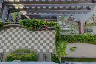 ภายนอกอาคาร Cozy Studio Apartment at Vida View Makassar By Travelio