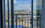 Nearby View and Attractions 5 Cozy Studio Apartment at Vida View Makassar By Travelio