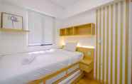 Bilik Tidur 2 Homey and Comfy 2BR at Meikarta Apartment By Travelio