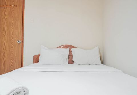 Bedroom Homey 2BR Apartment at Pangeran Jayakarta By Travelio