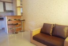 Ruang Umum The Suites Metro Apartment by Roro