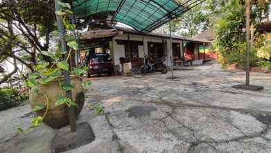 Bangunan 4 Star Farm Villa & Resort