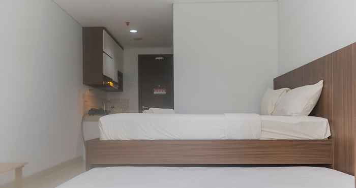 Bedroom Comfort and Homey Studio at The Enviro Apartment By Travelio