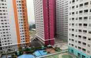 Nearby View and Attractions 7 Comfy Studio near Mall at Green Pramuka City Apartment By Travelio