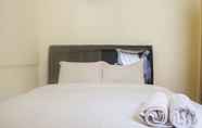 Kamar Tidur 2 Luxury 2BR Apartment at Meikarta By Travelio