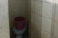 Toilet Kamar Kost Aka