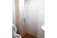 Toilet Kamar Rose Rooms @ Apartemen Margonda Residence