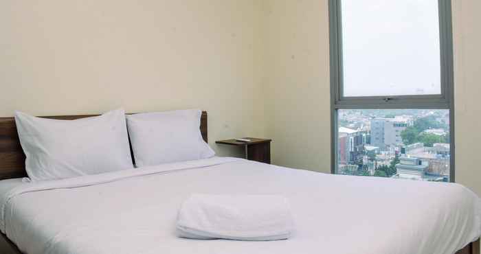 Kamar Tidur Fully Furnished with Comfortable Design 1BR at Pejaten Park Residence By Travelio