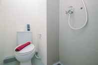 In-room Bathroom Minimalist and Comfortable Studio at Bogorienze Apartment By Travelio