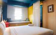 Kamar Tidur 3 Exquisite and Tidy 1BR Apartment at Puri Mas By Travelio