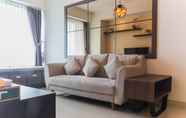 Ruang untuk Umum 3 Cozy and Chic 2BR Grand Kamala Lagoon Apartment By Travelio