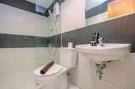 In-room Bathroom Nice and Fancy 2BR at Cinere Bellevue Apartment By Travelio