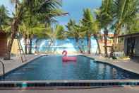 Swimming Pool Kin Jo Park Resort วัดไอ้ไข่