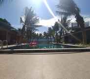 Swimming Pool 5 Kin Jo Park Resort วัดไอ้ไข่