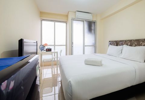 Bedroom Studio Near Kelapa Gading at Tifolia Apartment By Travelio
