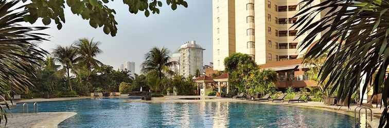 Sảnh chờ Spacious 2BR Sudirman Tower Apartment Semanggi By Travelio