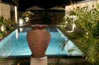 Swimming Pool Bruga Villas Restaurant and Spa