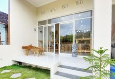 ล็อบบี้ 2 Summerfield Homestay and Cafe